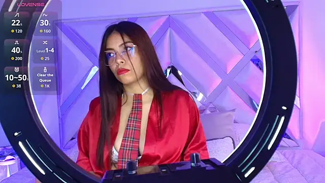 Ariana Castillo   online show from 19, 2, 2026