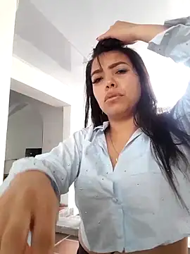 Ariana Castillo   online show from 18, 3, 2026