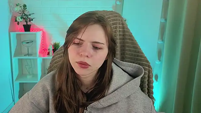 Snapshot of LesleySky chatting on 4, 3, 2026 LesleySky online show from 4, 3, 2026