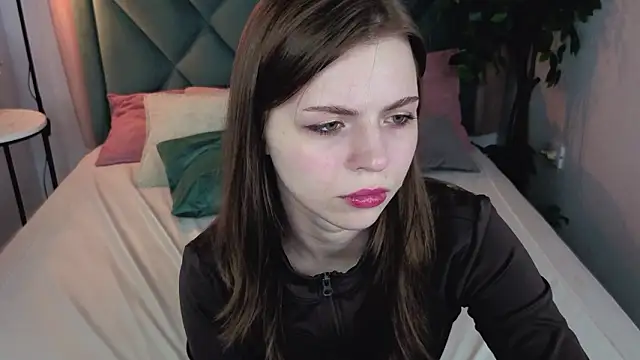 Snapshot of LesleySky chatting on 9, 3, 2026 LesleySky online show from 9, 3, 2026