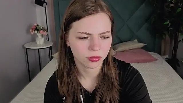 Snapshot of LesleySky chatting on 20, 3, 2026 LesleySky online show from 20, 3, 2026