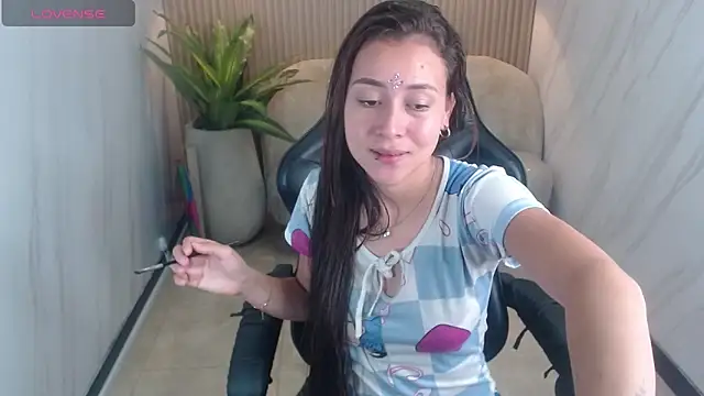 lili mint tf online show from 30, 4, 2026