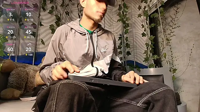 Snapshot of ItsZairen chatting on 24, 5, 2026 ItsZairen online show from 24, 5, 2026