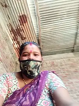 Snapshot of Kirti_sacsena chatting on 4, 3, 2026 Kirti sacsena online show from 4, 3, 2026