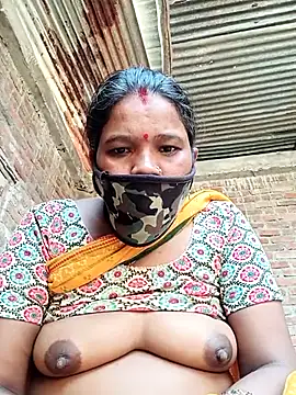 Snapshot of Kirti_sacsena chatting on 14, 3, 2026 Kirti sacsena online show from 14, 3, 2026