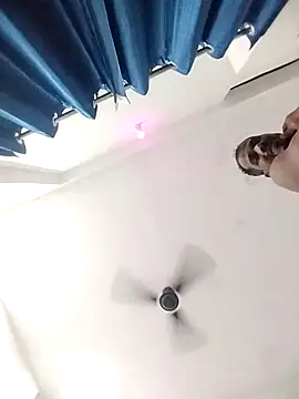 Snapshot of Daddyishere_19 chatting on 4, 3, 2026 Daddyishere 19 online show from 4, 3, 2026