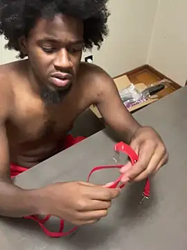 Snapshot of pussyeater_- chatting on 10, 2, 2026 pussyeater - online show from 10, 2, 2026