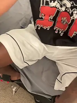 Snapshot of pussyeater_- chatting on 9, 3, 2026 pussyeater - online show from 9, 3, 2026