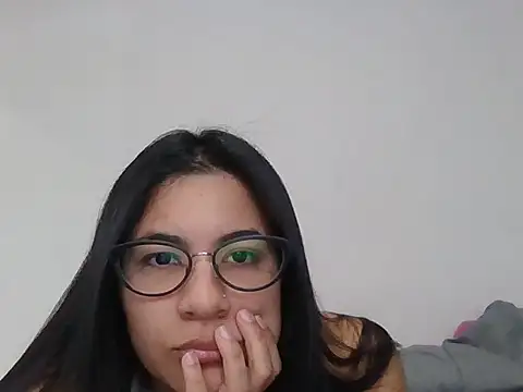 Snapshot of Agusgold22 chatting on 25, 3, 2026 Agusgold22 online show from 25, 3, 2026