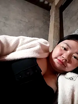 Snapshot of lisn-cute chatting on 3, 3, 2026 lisn-cute online show from 3, 3, 2026