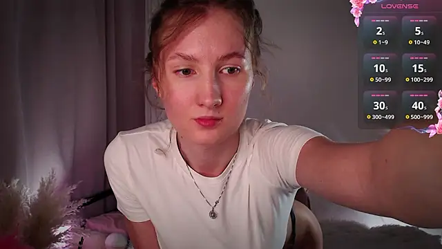 Snapshot of Alika_L_V chatting on 4, 3, 2026 Alika L V online show from 4, 3, 2026