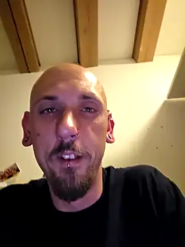 Ninfo920817 online show from 13, 2, 2026