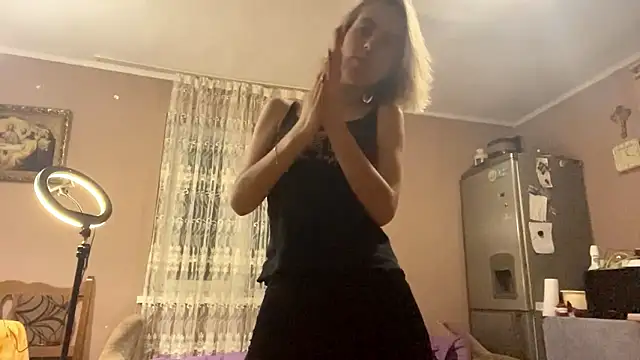 CharmingBlonde online show from 13, 2, 2026