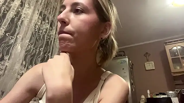 CharmingBlonde online show from 8, 3, 2026