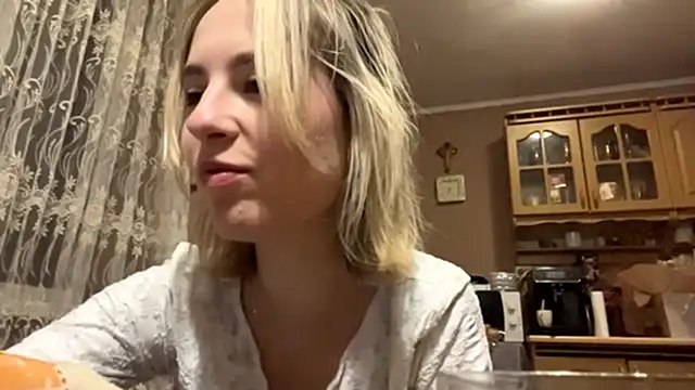 CharmingBlonde online show from 14, 3, 2026