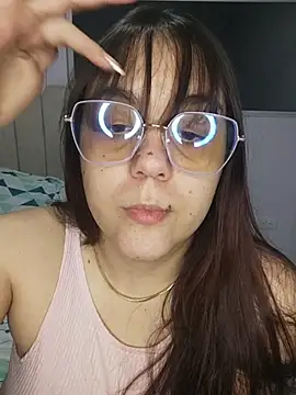 Snapshot of its_lauu_ chatting on 18, 2, 2026 its lauu online show from 18, 2, 2026