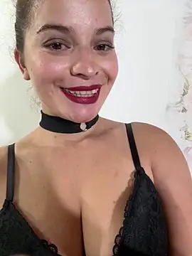 AriBeautiful online show from 6, 5, 2026