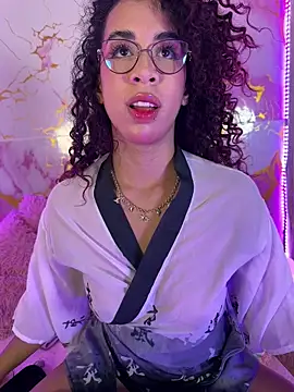 Snapshot of Woo_isDaphne chatting on 7, 3, 2026 Woo isDaphne online show from 7, 3, 2026