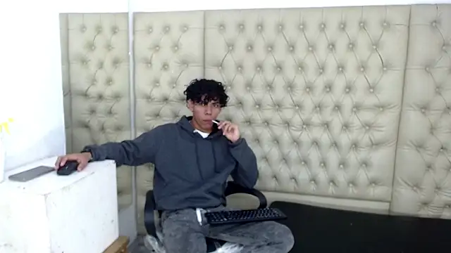 DaviidBuckx  online show from 9, 2, 2026