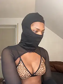 Snapshot of KiaraAmara chatting on 14, 2, 2026 KiaraAmara online show from 14, 2, 2026