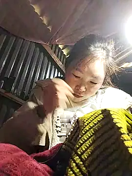 Snapshot of Yiyoongg chatting on 10, 3, 2026 Yiyoongg online show from 10, 3, 2026