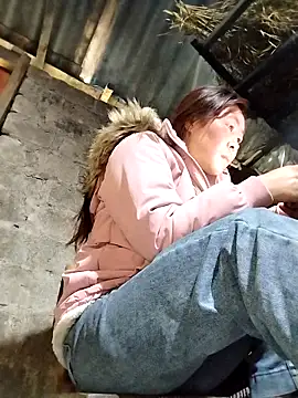 Snapshot of Yiyoongg chatting on 18, 3, 2026 Yiyoongg online show from 18, 3, 2026