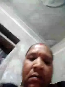 Snapshot of Loomaraj chatting on 28, 6, 2026 Loomaraj online show from 28, 6, 2026
