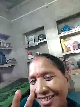Snapshot of Loomaraj chatting on 15, 7, 2026 Loomaraj online show from 15, 7, 2026