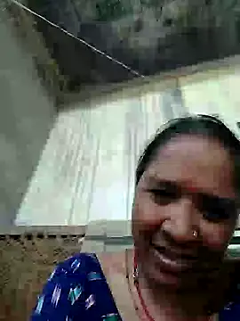 Snapshot of Loomaraj chatting on 26, 7, 2026 Loomaraj online show from 26, 7, 2026