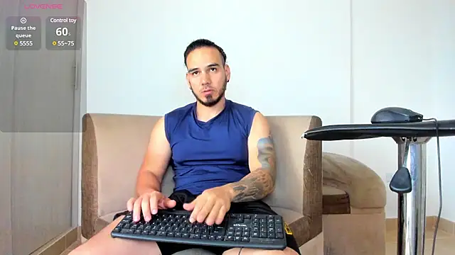 Snapshot of jhustin_marcius chatting on 1, 2, 2025 jhustin marcius online show from 1, 2, 2025