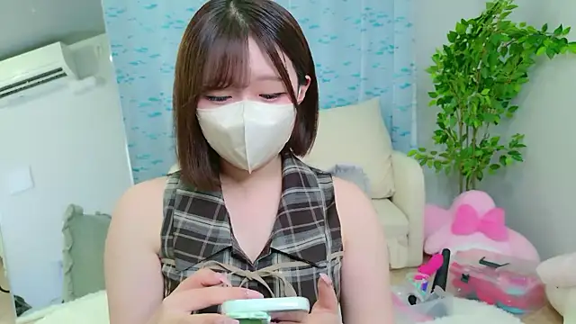 Saki chanF online show from 7, 6, 2026