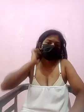 Malee S online show from 6, 5, 2026