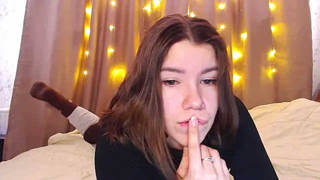 Snapshot of AdelMauds chatting on 11, 3, 2026 AdelMauds online show from 11, 3, 2026