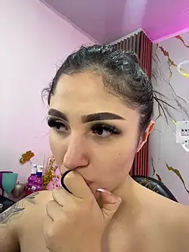 babyy nicols m online show from 7, 8, 2026