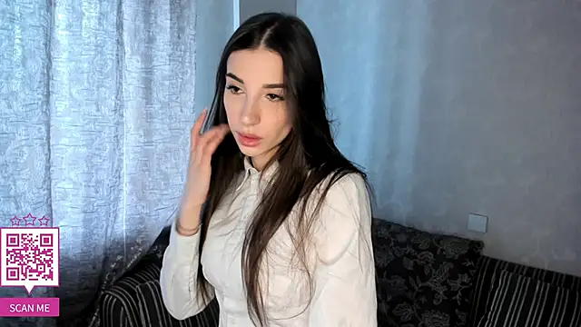 LaneLove1 online show from 15, 2, 2026