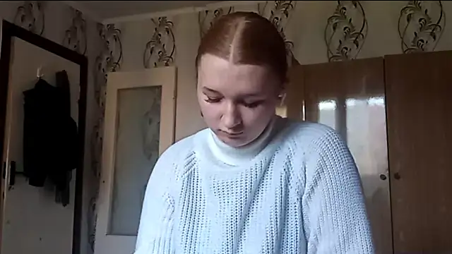 ChantayCambronne online show from 22, 4, 2026