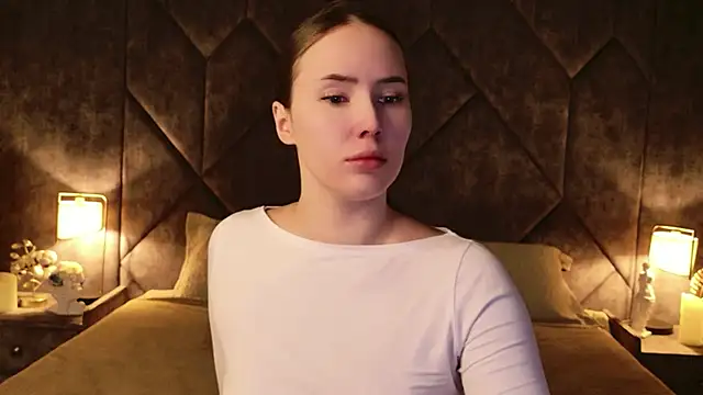 Arielle Vade online show from 2, 5, 2026