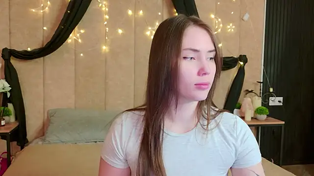 Arielle Vade online show from 6, 5, 2026