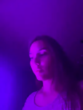 Arielle Vade online show from 12, 7, 2026