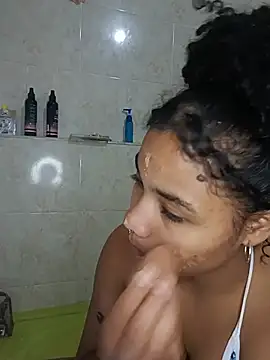 BrianaSweetxxx online show from 27, 7, 2026