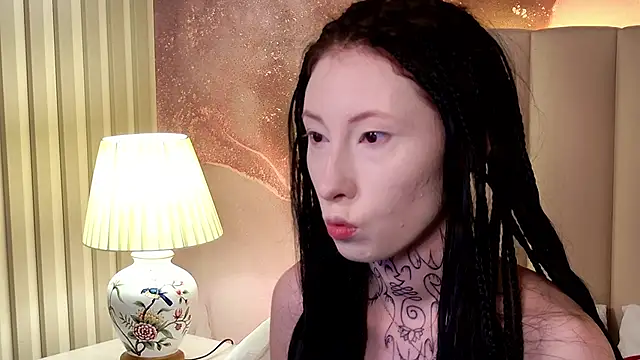 roxy morrison x online show from 28, 6, 2026