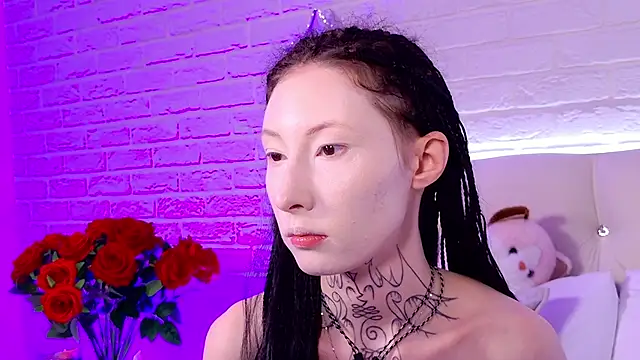 roxy morrison x online show from 29, 6, 2026