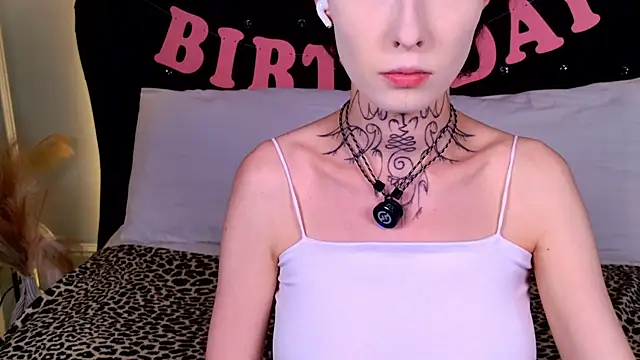 roxy morrison x online show from 9, 7, 2026