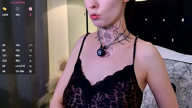 roxy morrison x online show from 31, 7, 2026