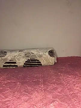 Snapshot of meenkay chatting on 18, 3, 2026 meenkay online show from 18, 3, 2026