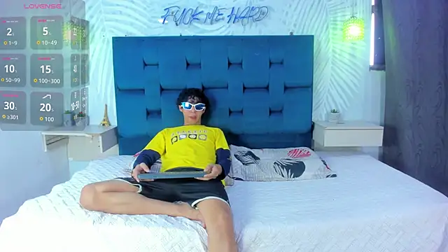 Adventurous Boys online show from 26, 2, 2026