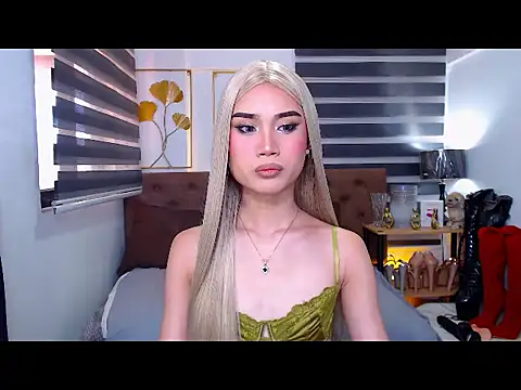 JuicyCockThea online show from 1, 5, 2026