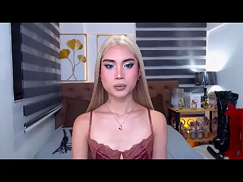 JuicyCockThea online show from 31, 5, 2026