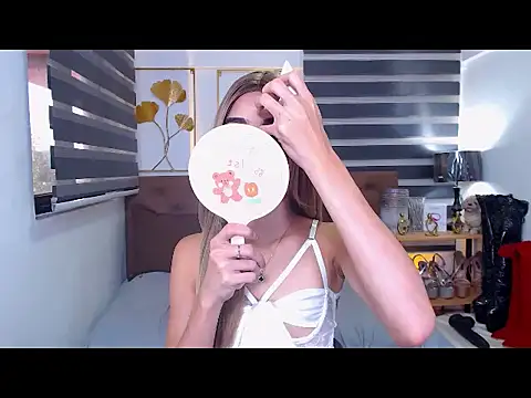 JuicyCockThea online show from 6, 6, 2026