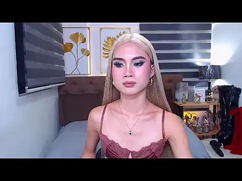 JuicyCockThea online show from 15, 6, 2026